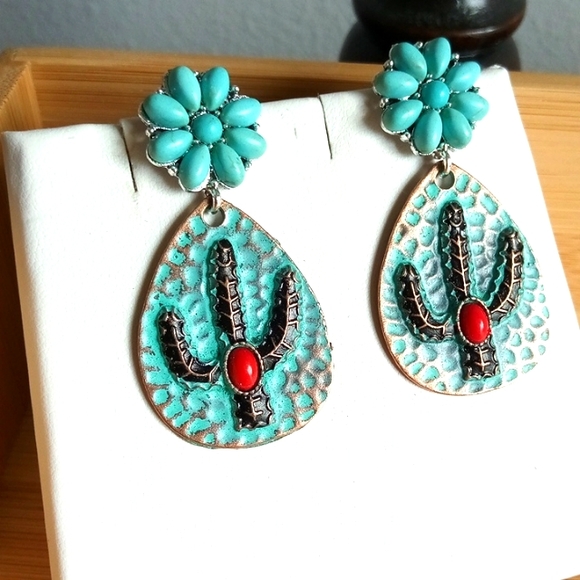 🆕 Southwest Earrings - Picture 3 of 3